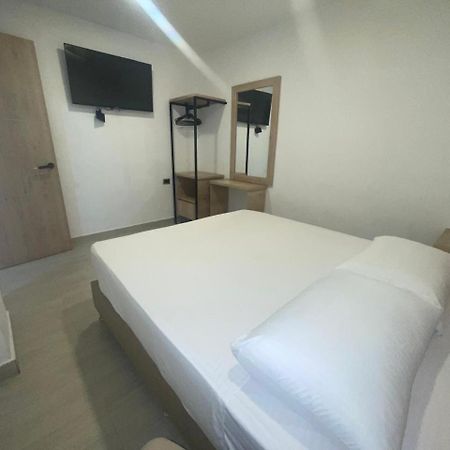 Hotel Villa Real Medellin Exterior photo