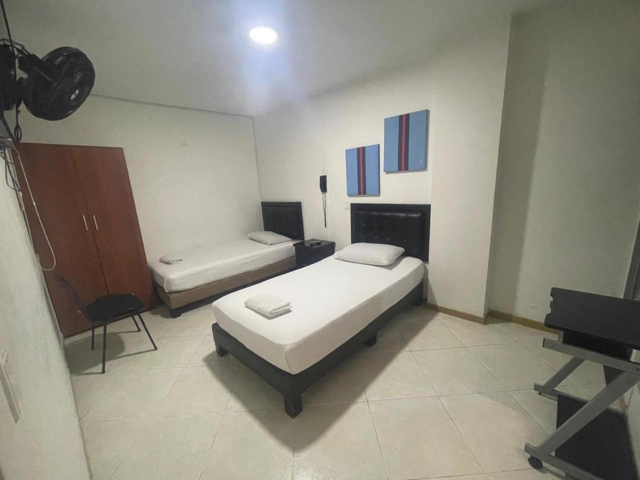 Hotel Villa Real Medellin Exterior photo